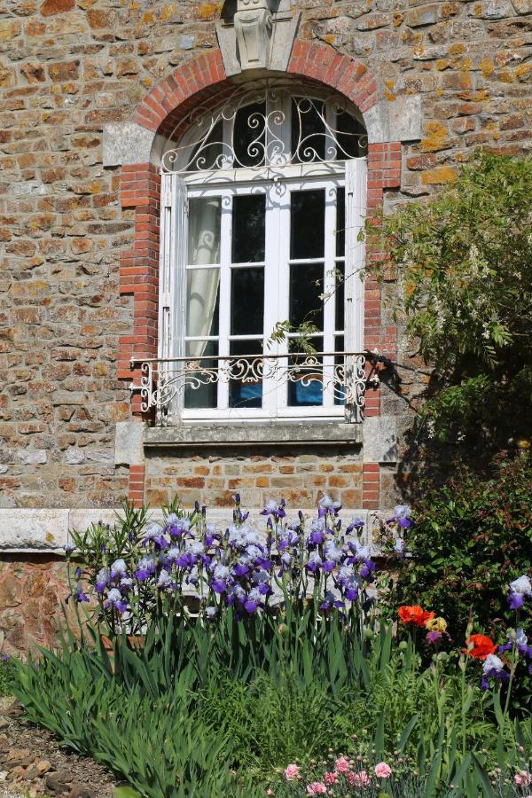 Le Manoir Des Rochers Bouere Luaran gambar
